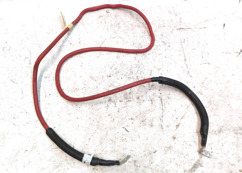Câble de batterie "plus" Tesla modèle X 1036885-00-A