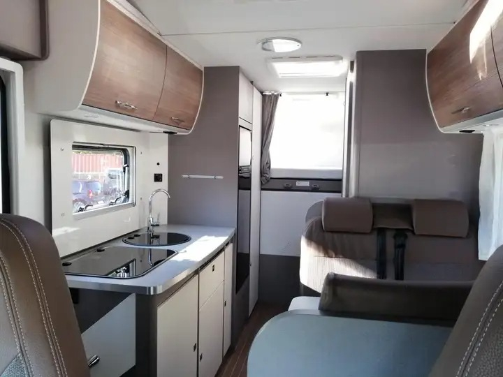Etrusque Modèle A 6600 BB 2021 | 140M-Jet Fiat Ducato 2 - Miniature 3