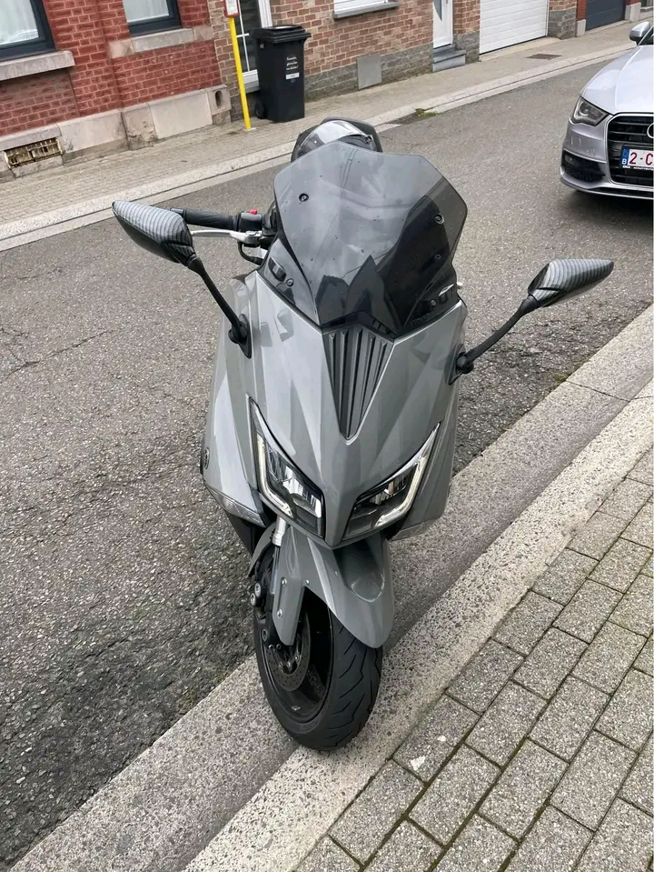 Tmax 530 - Miniature 2