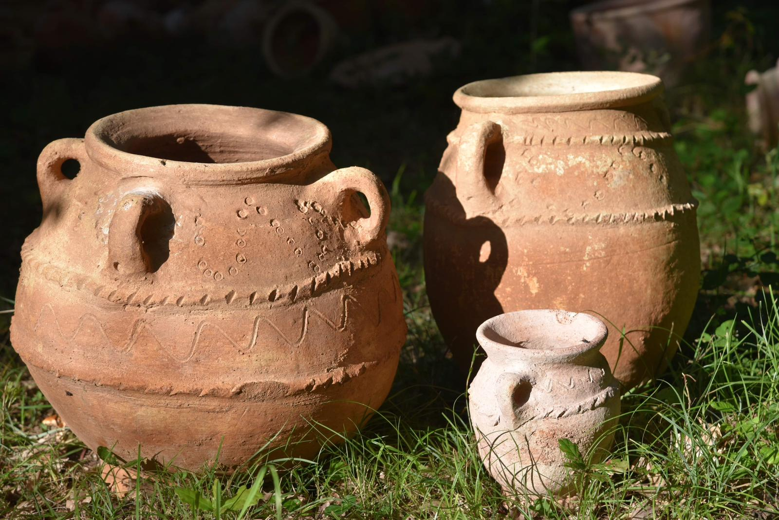 Poteries et jarre à vendre a domicile disponible
