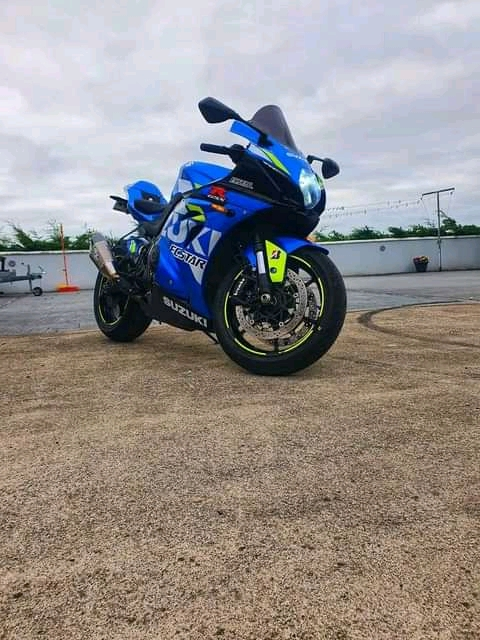 SUZUKI 100%