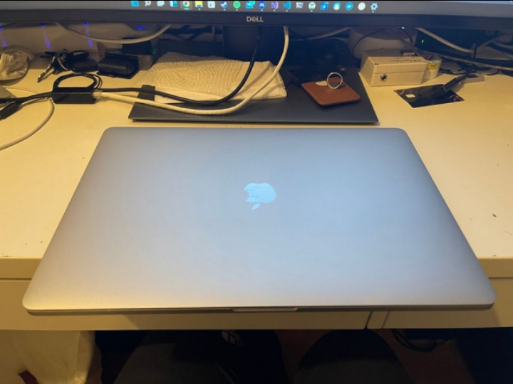 Macbook pro 16" 512GB Gris