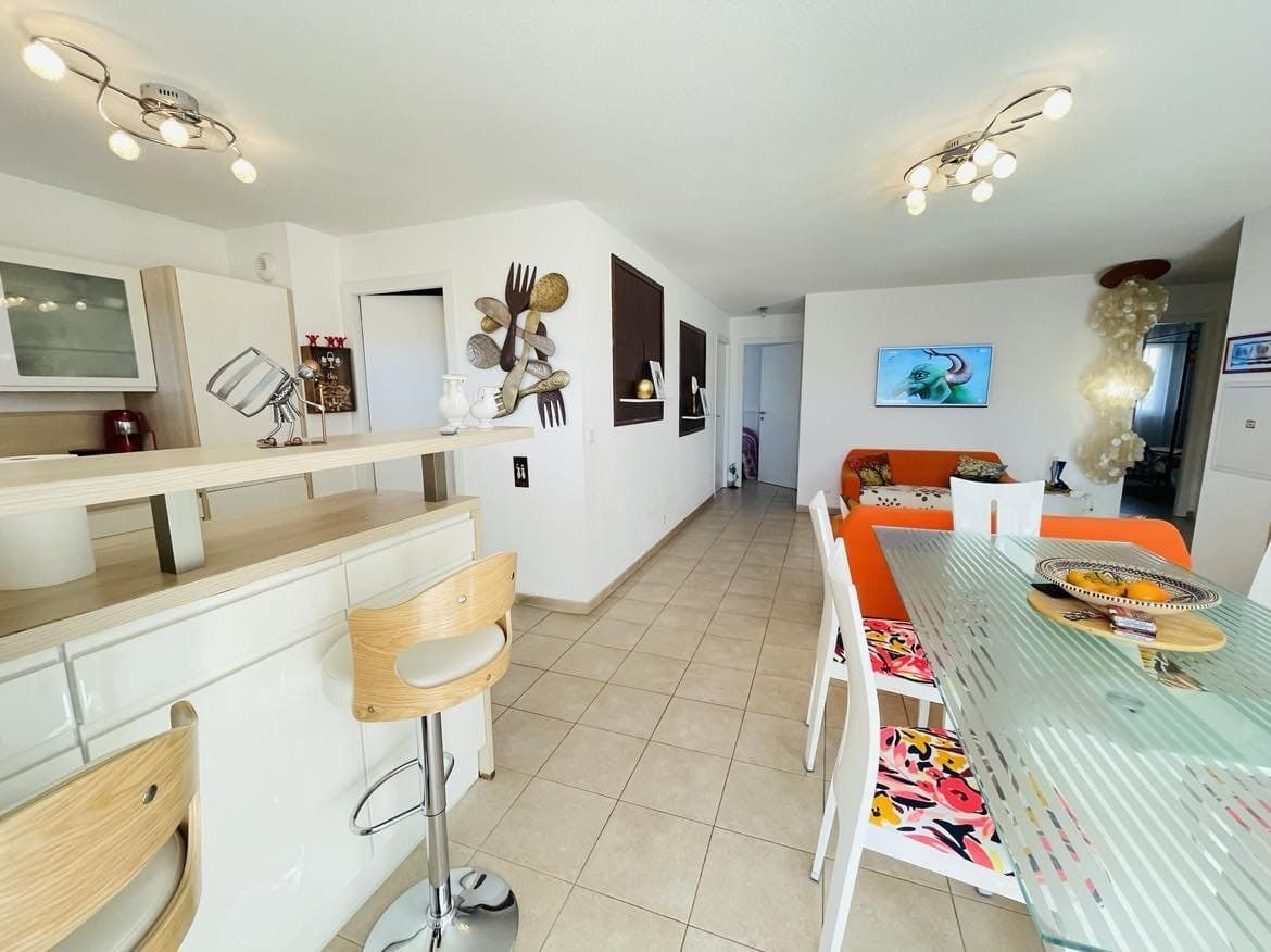 Nouveauté ! T3 Lumineux avec terrasse, vue jardins et montagnes - Proche Plages L18 - Miniature 3