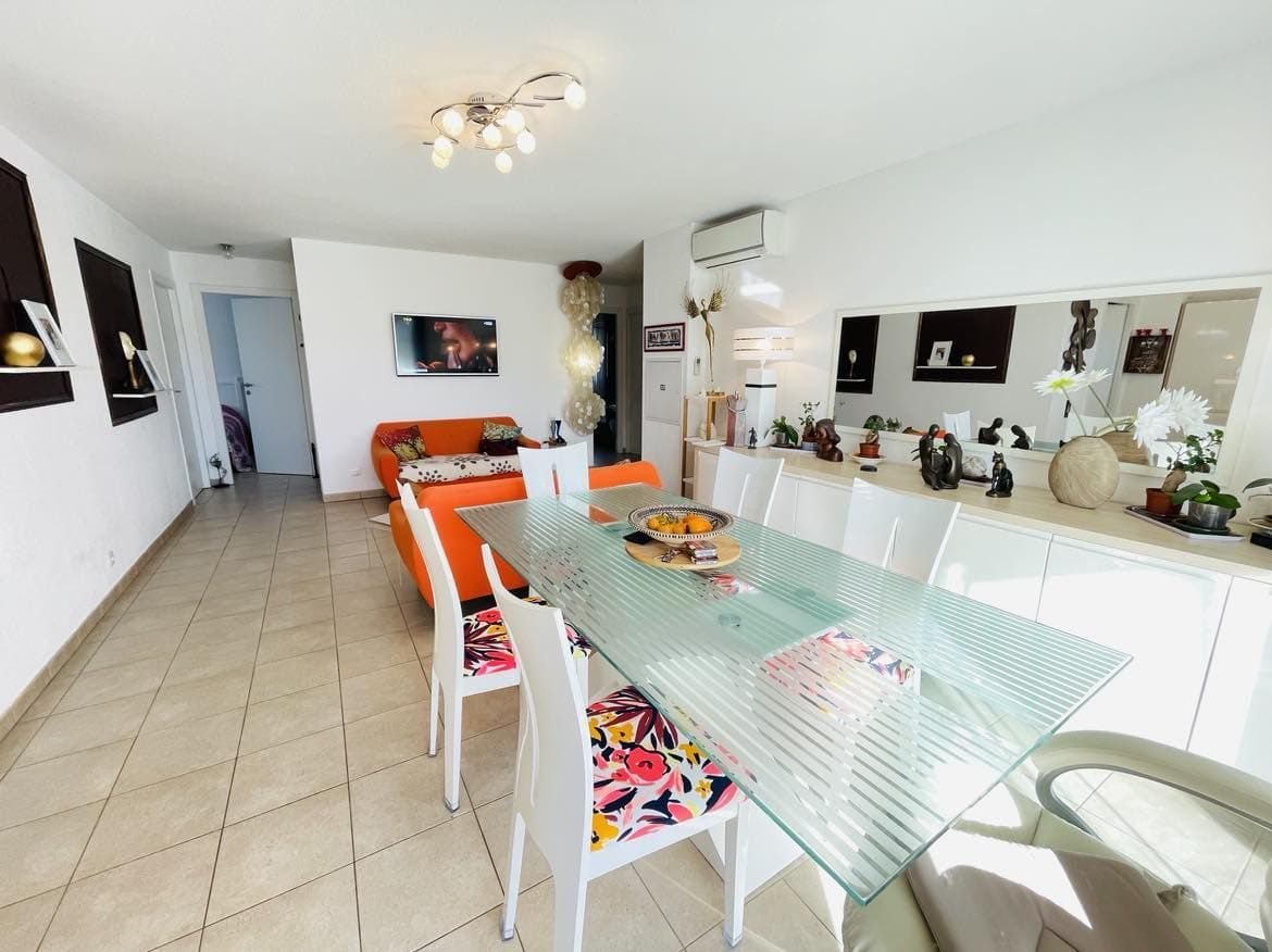 Nouveauté ! T3 Lumineux avec terrasse, vue jardins et montagnes - Proche Plages L18 - Miniature 5