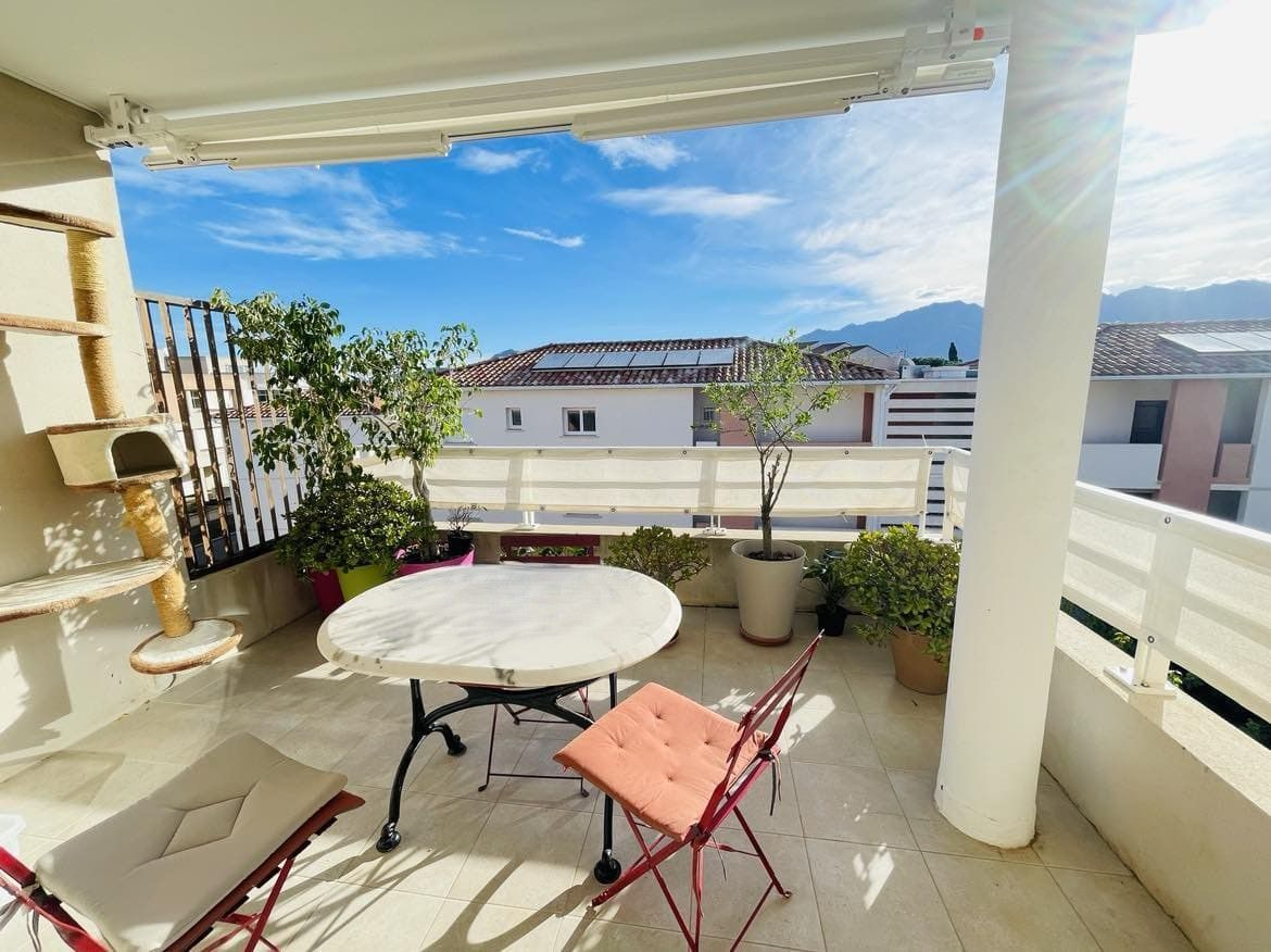 Nouveauté ! T3 Lumineux avec terrasse, vue jardins et montagnes - Proche Plages L18 - Miniature 8