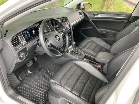Volkswagen golf 2020