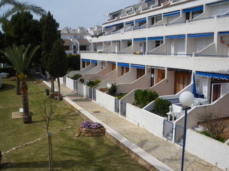 Location appartement vue mer piscines  tennis parking à Alcocebre en Espagne