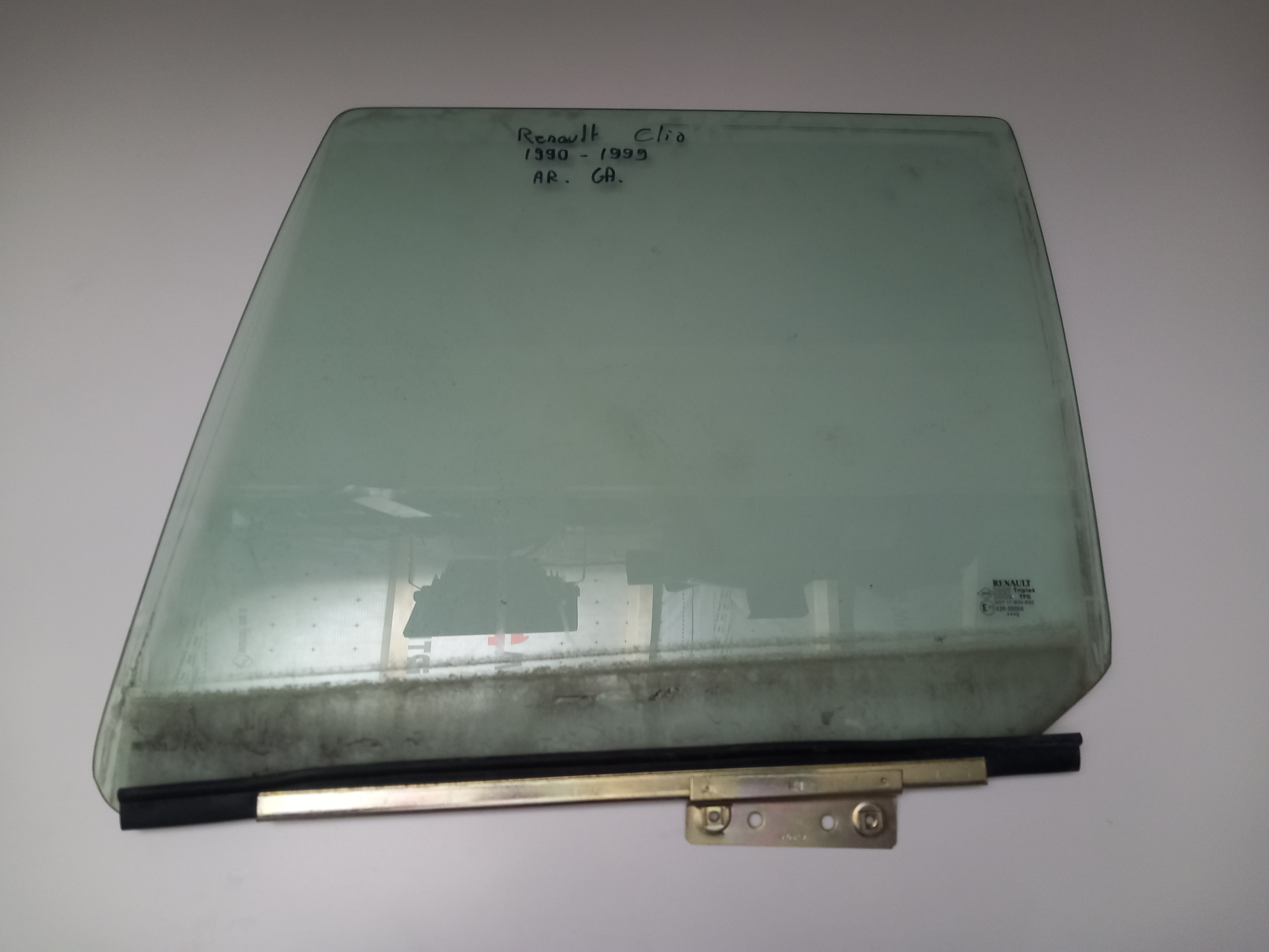 Vitre de portière arrière Renault Clio 1990-1999