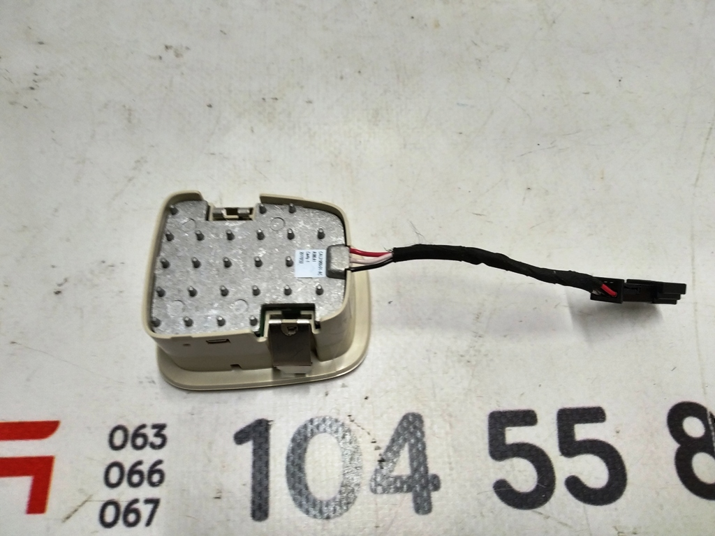 Feu arrière de siège de troisième rangée FOG Tesla modèle X 1047365-03-A