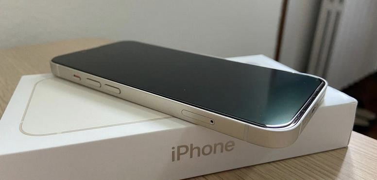 iPhone 13 128Gb 430€
