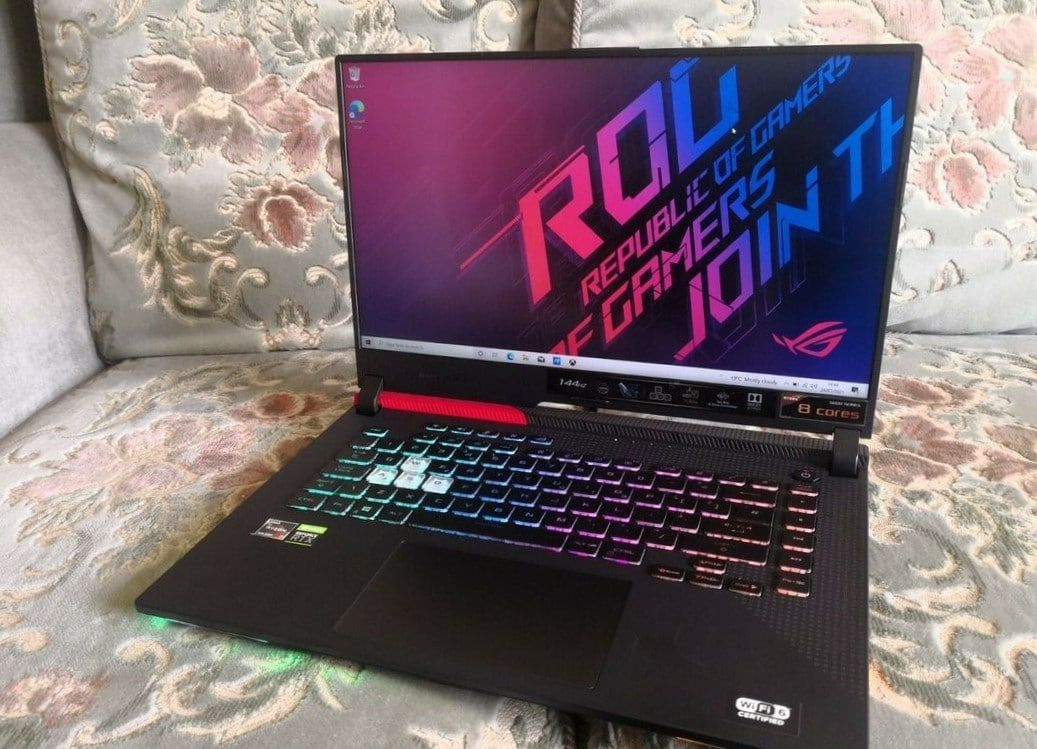 Asus rog strix scar 15 très propre sans aucun problème - Miniature 3