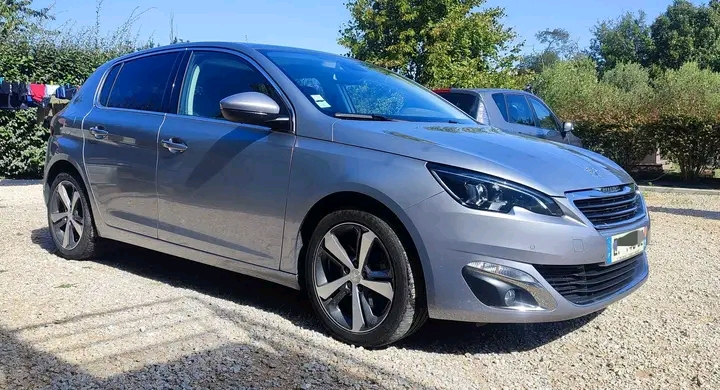 Je vend ma voiture