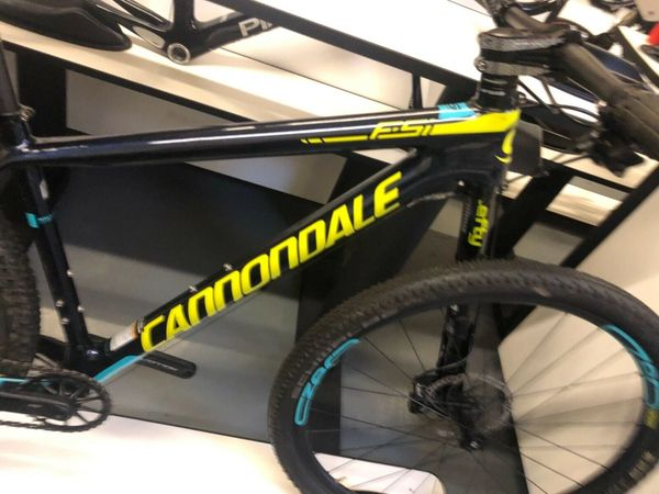 Mint full Carbon Cannondale FSi  2 Mountain Bike with  Carbon wheels Medium