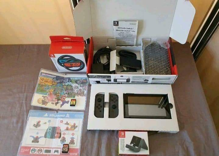 NINTENDO SWITCH - Miniature 2