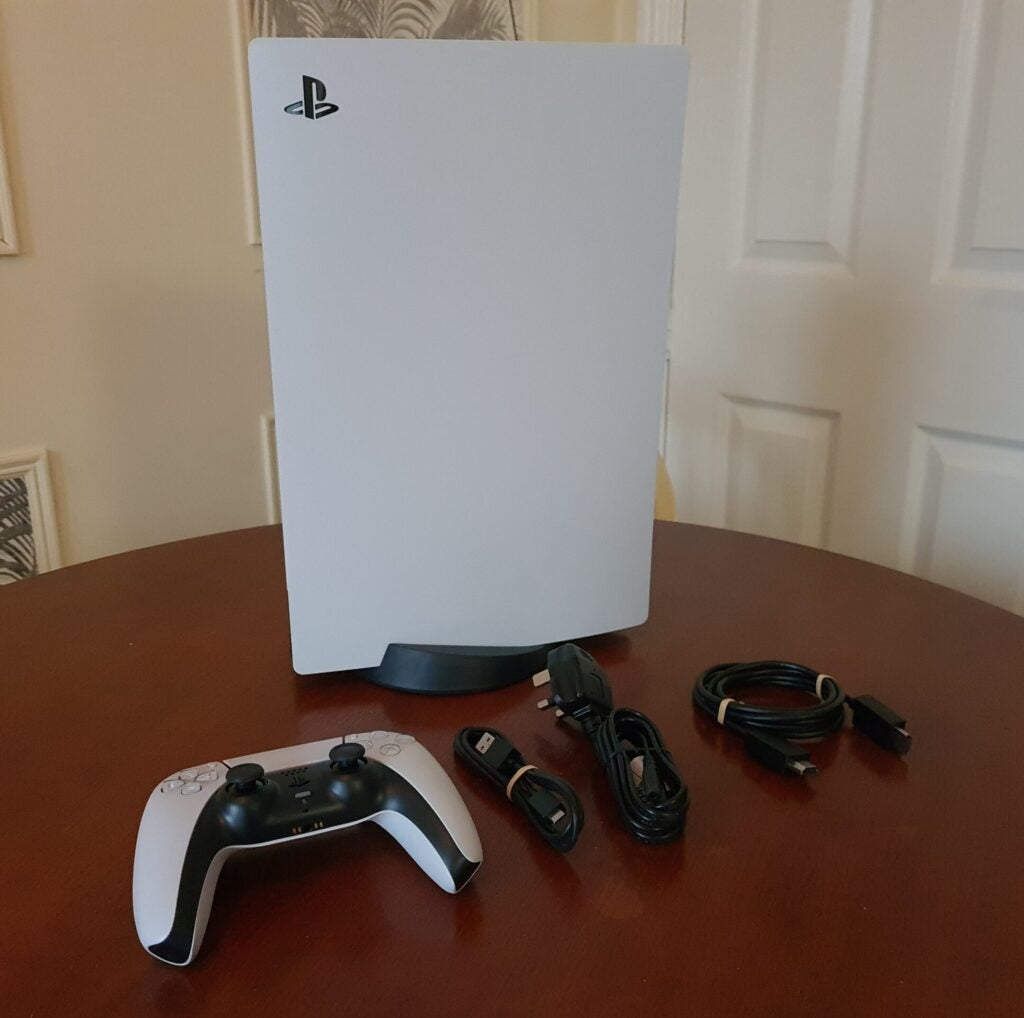 Sony PlayStation 5 PS5 très bonne état - Miniature 2