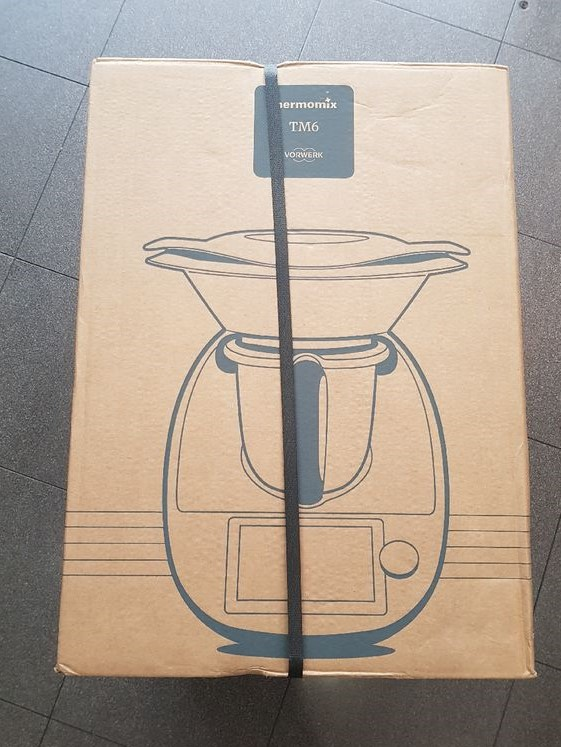 Thermomix tm6 tout neuf sous blister jamais déballé avec facture et garantie