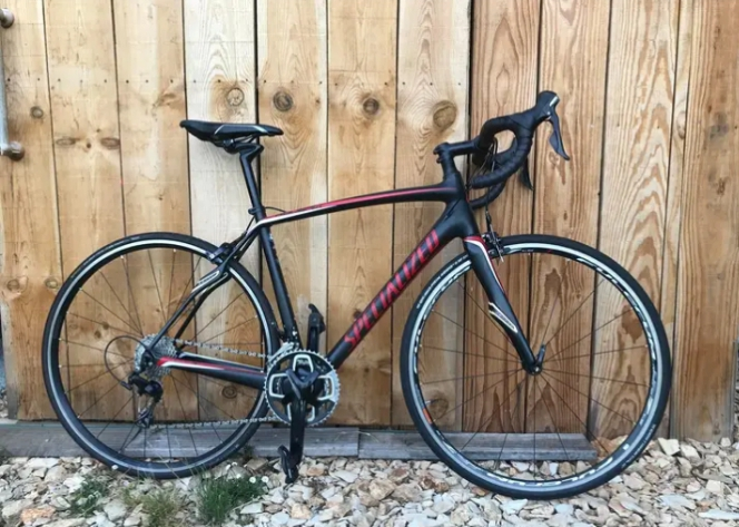 Vélo de route specilazed Roubaix SL4 sport