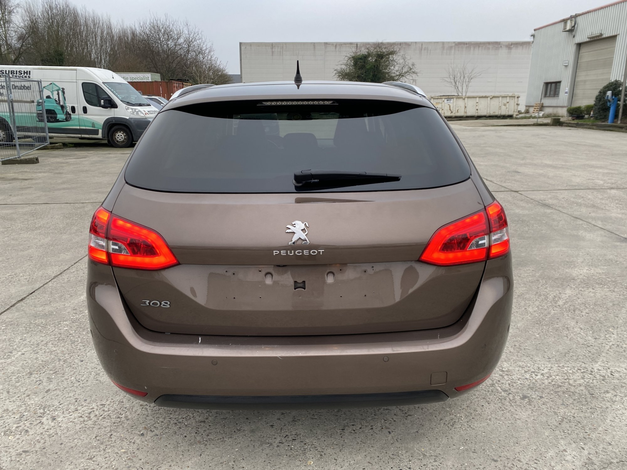 Peugeot 308 - Miniature 4