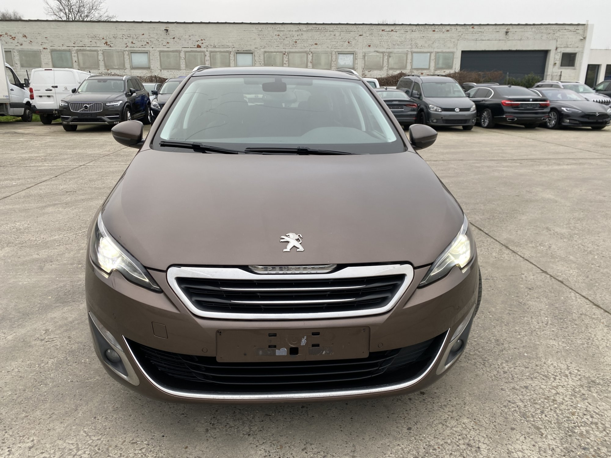 Peugeot 308 - Miniature 6