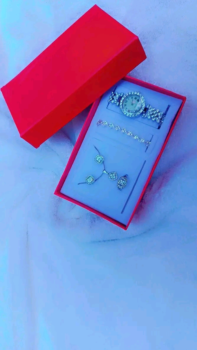 Je vends mes bijoux de très bonnes qualités