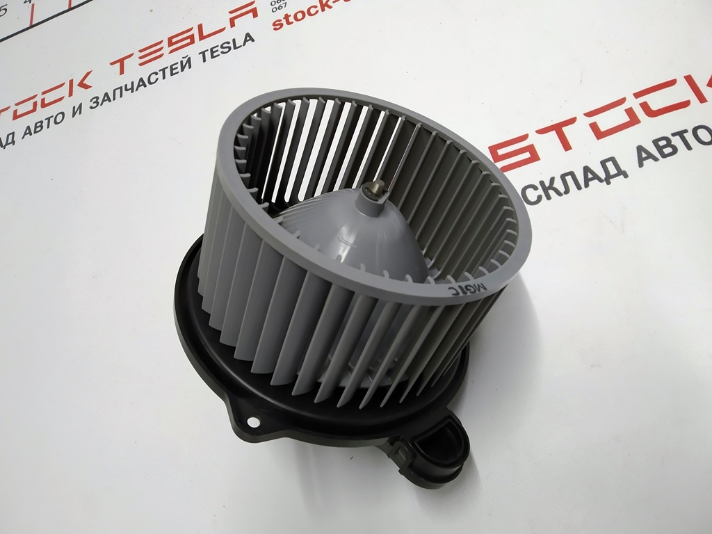 Ensemble moteur de poêle arrière avec turbine (F00S 3B2 578) Tesla 1023883-00-W