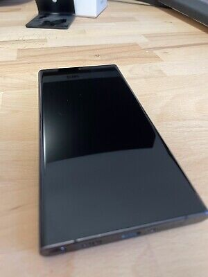 Samsung Galaxy S22 Ultra SM-S908B/DS - 128 Go - Noir Fantôme (Sans Simlock).