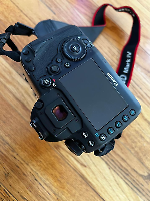 Canon EOS 5D Mark IV DSLR with extra accessories