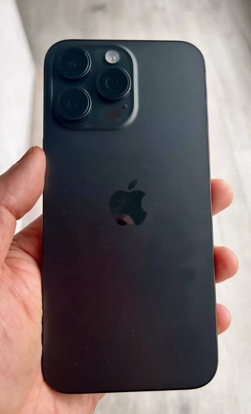 iPhone 15 Pro Max Reconditionné