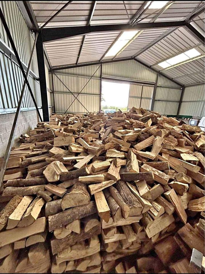 BOIS DE CHAUFFAGE BIEN SEC HETRE ET CHENE