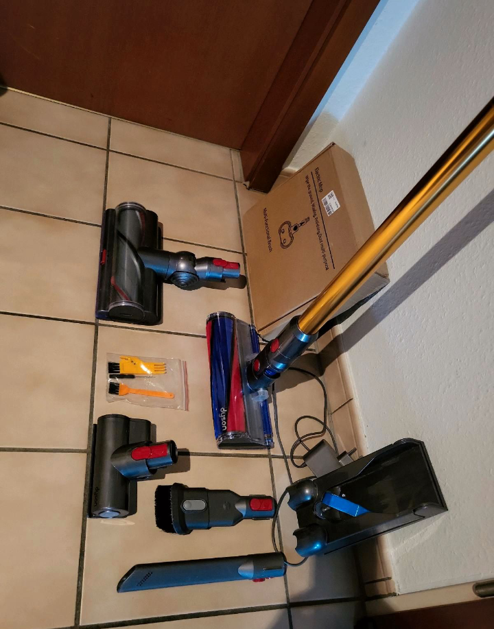 Aspirateur dyson v11 absolute pro