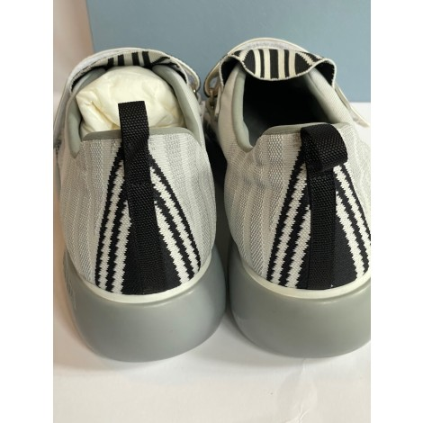 BASKETS Prada  40  - État neuf