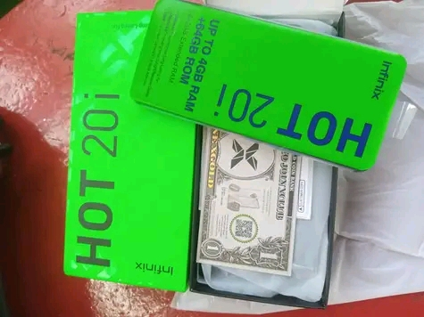 Infinix Hot20i