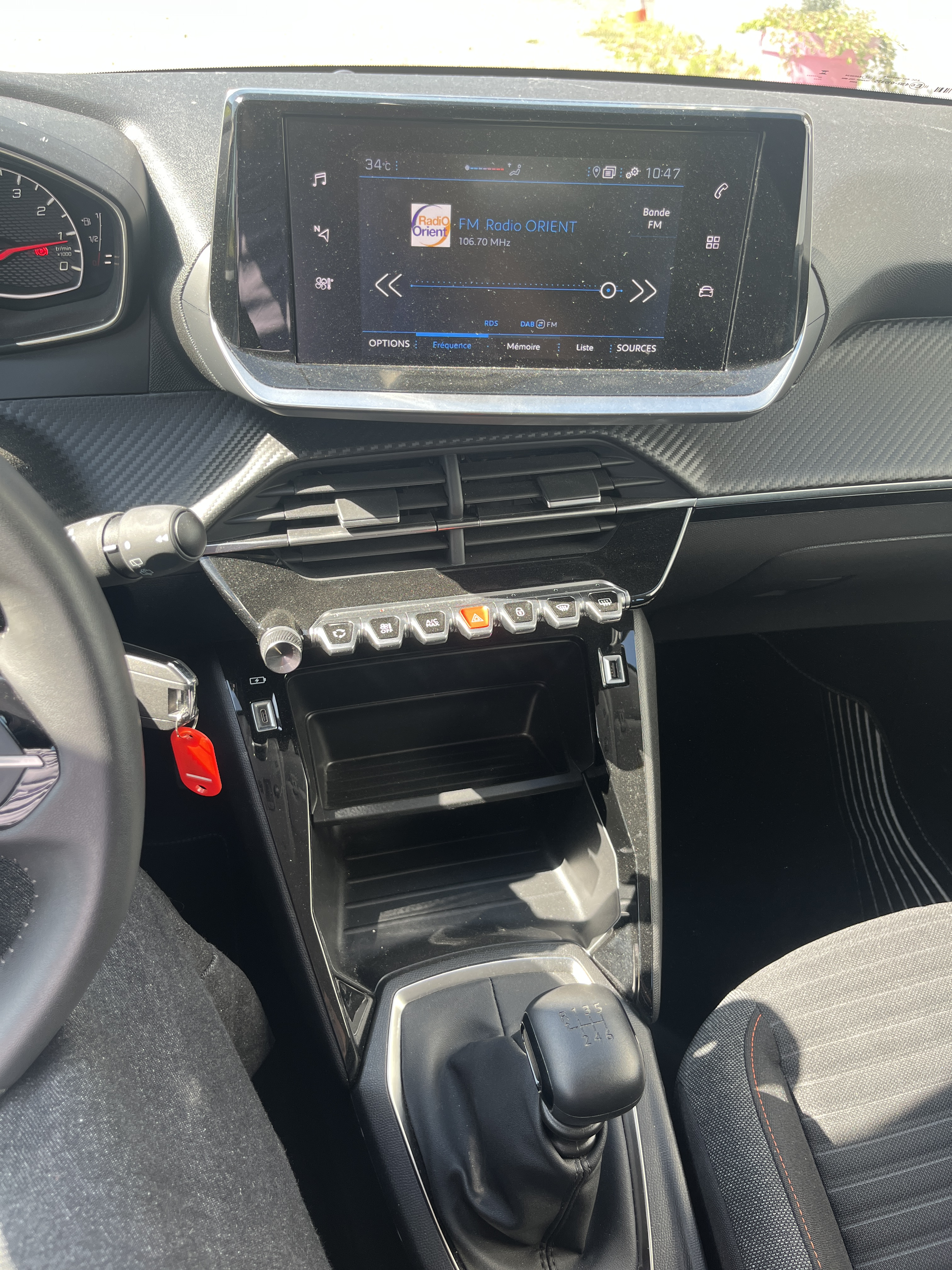 Peugeot 208 1.5 BlueHDi 100 en bon état - Miniature 2