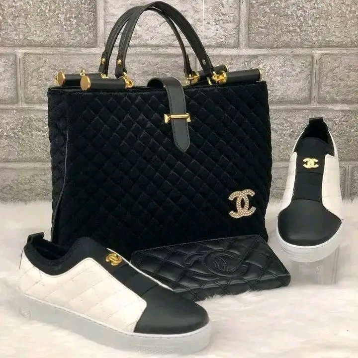 Sacs et accessoires de marque disponibles - Miniature 4