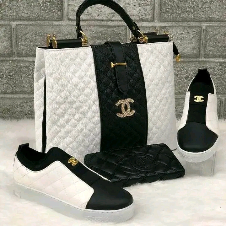 Sacs et accessoires de marque disponibles - Miniature 8