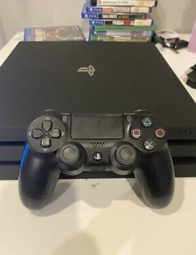 PlayStation 4 - Miniature 3