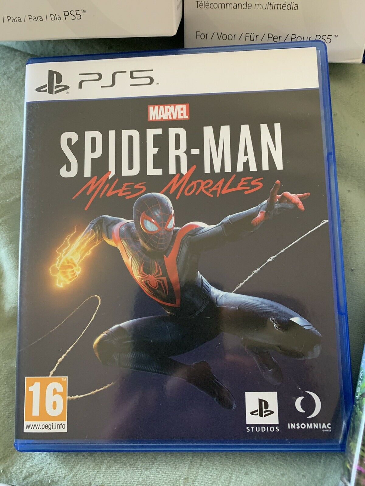 Super pack Ps5 Standard + Jeux + Cartes Psn + Accessoires