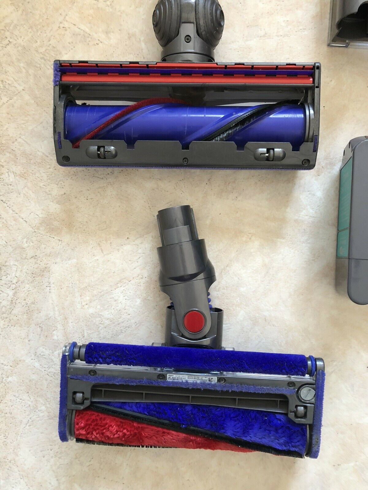 Aspirateur sans fil Dyson Cyclone V10