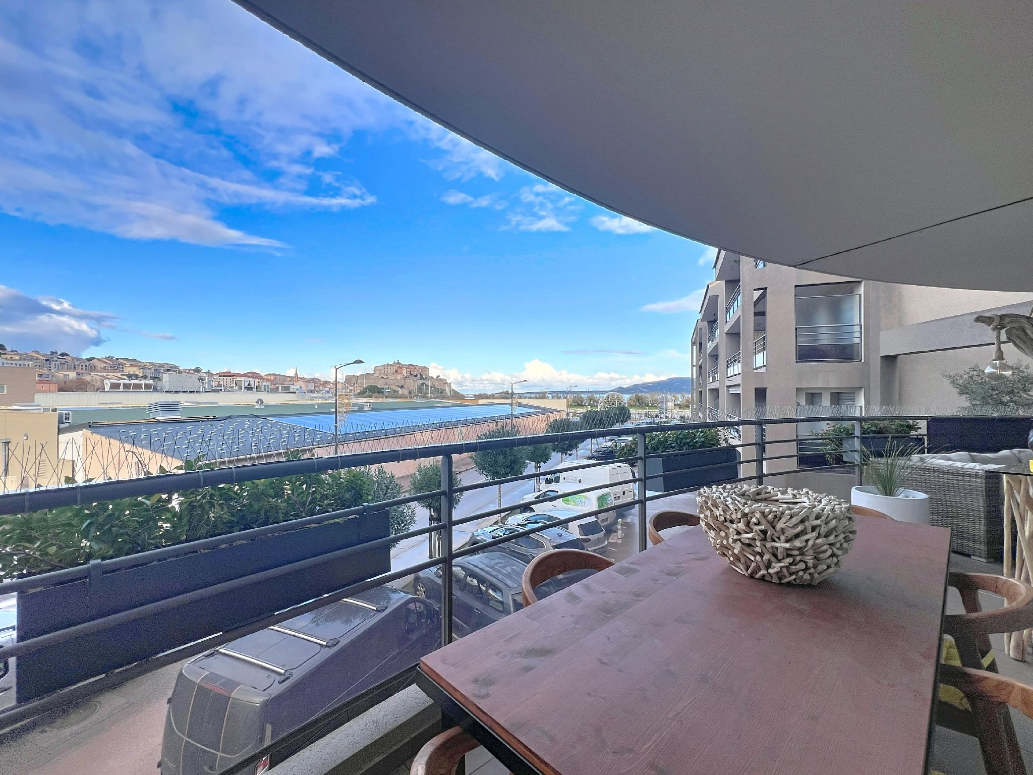 Superbe Appartement 3 Pièces Proche de la plage et des commerces L07