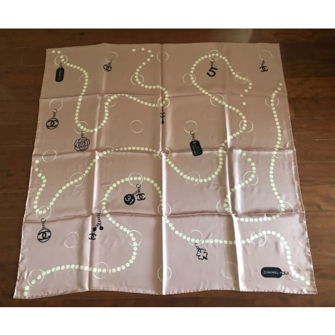 FOULARD Chanel - État neuf