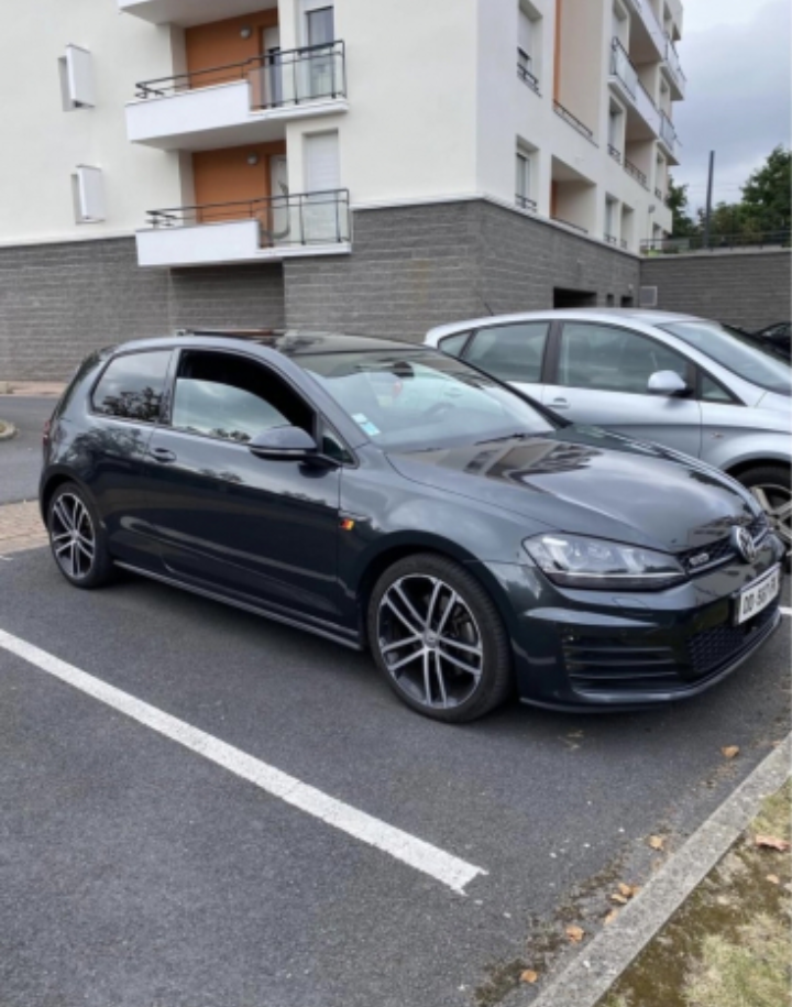 Voiture GOLF 7