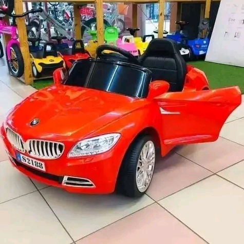 Voiture électrique pour enfants