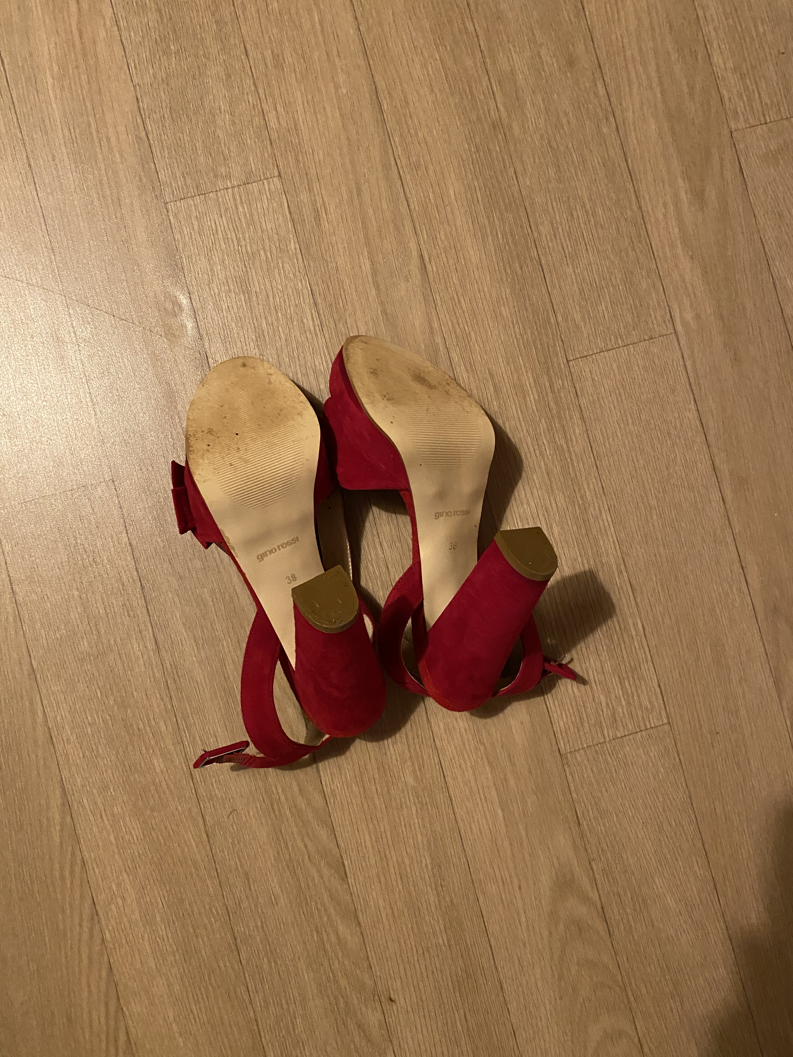 Sandales rouges