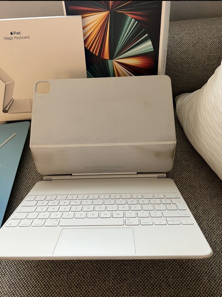 Apple iPad Pro 12.9 pouces 2021 M1 5. Clavier magique Gen 2TB 5G (déverrouillé) + crayon - Miniature 2