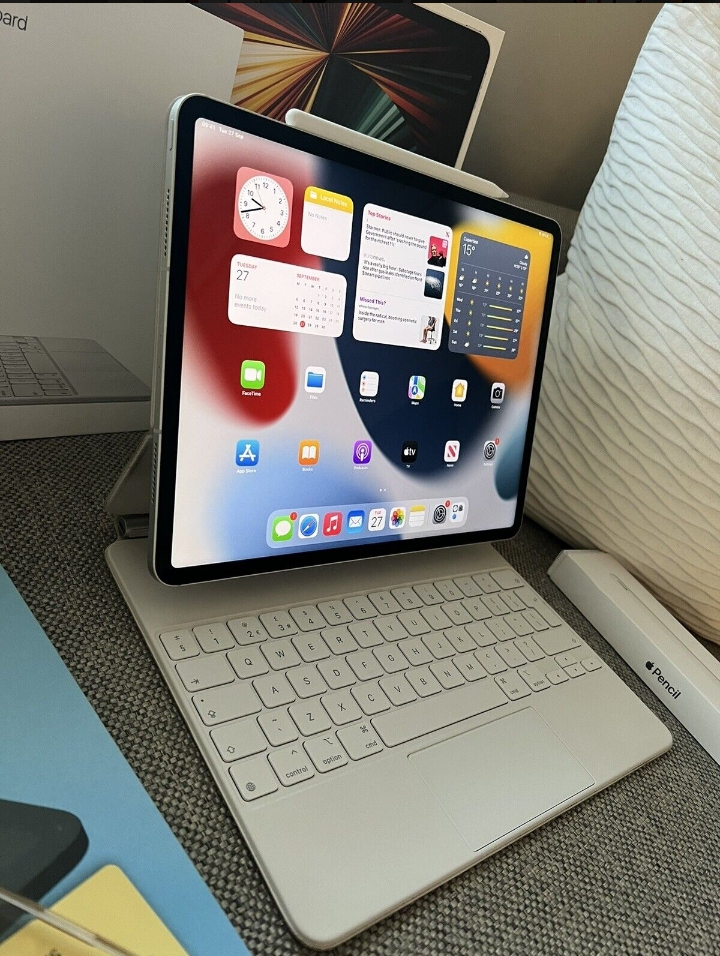 Apple iPad Pro 12.9 pouces 2021 M1 5. Clavier magique Gen 2TB 5G (déverrouillé) + crayon - Miniature 6