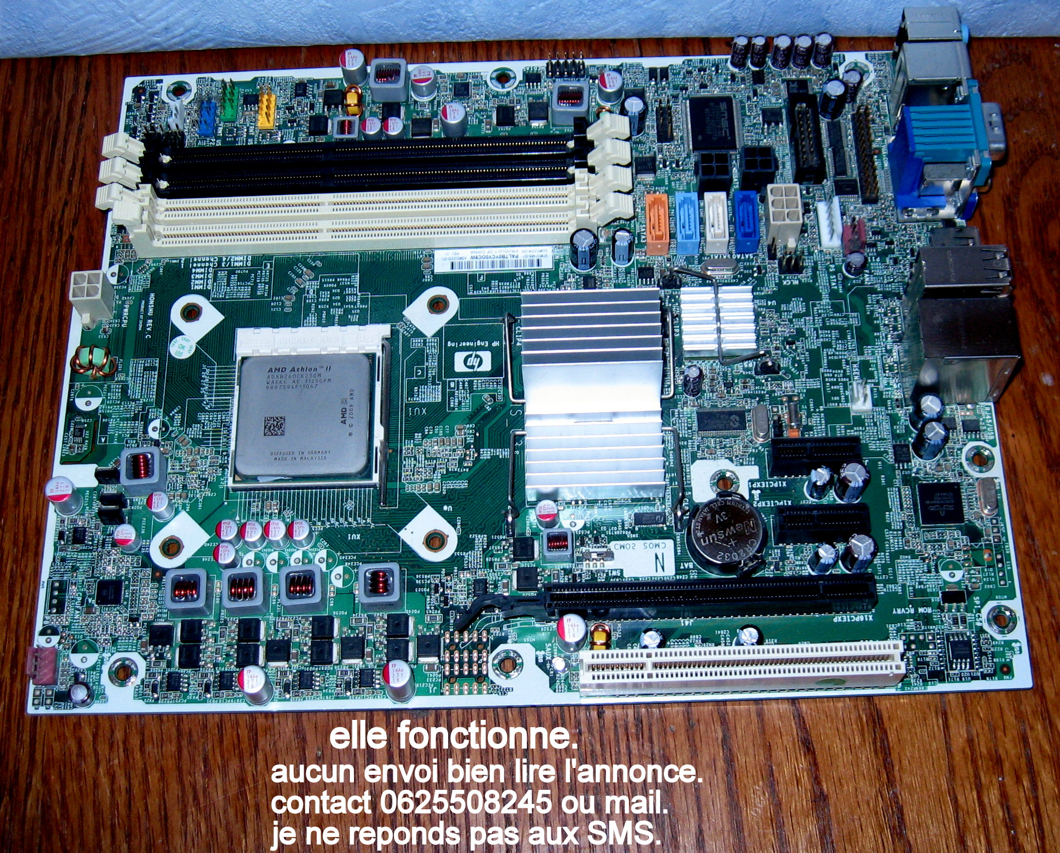 Carte mère HP avec RAM, processeur et autres composants - Miniature 3