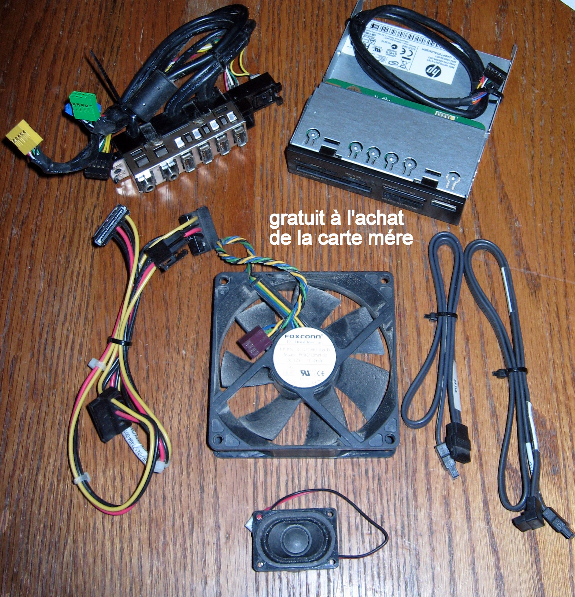 Carte mère HP avec RAM, processeur et autres composants - Miniature 2