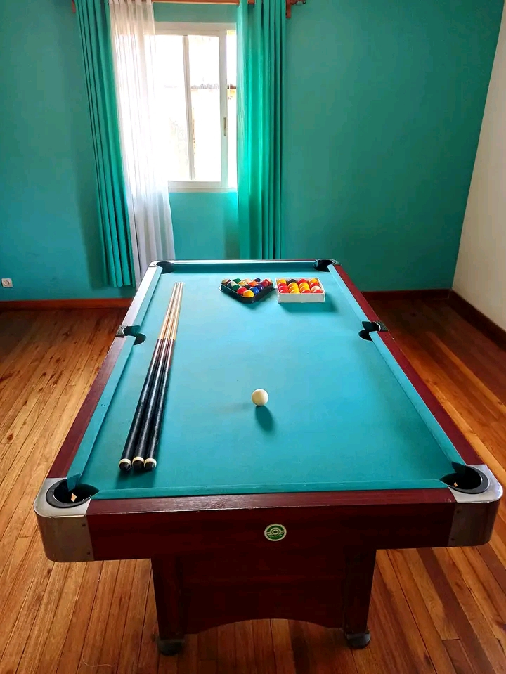 Table billard de café Omega chêne foncé Occasion, état 8/10