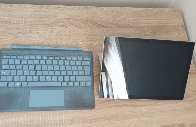 Tablette Microsoft - Miniature 2