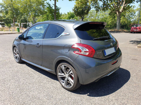 Peugeot 208 1.6 THP 200ch GTi